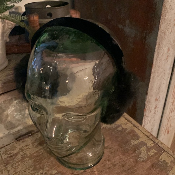 Real fur earmuffs - Picture 1 of 4